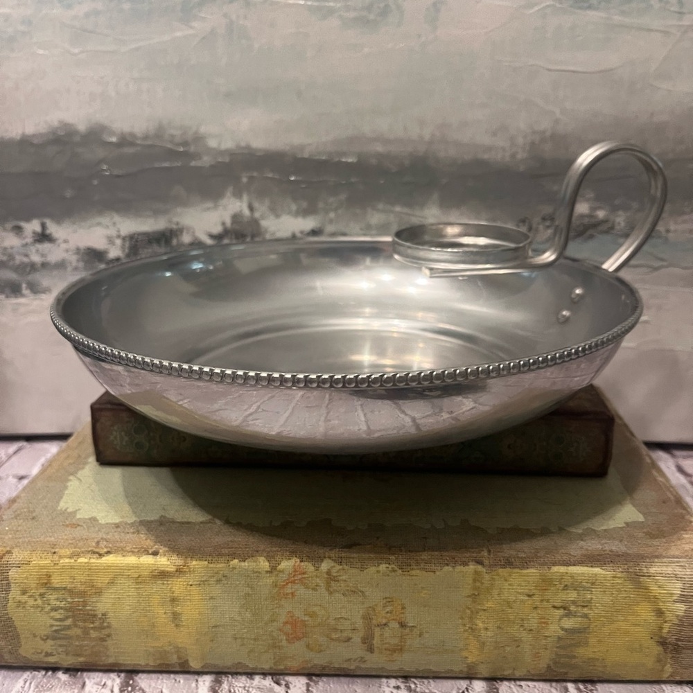 Buenilum Aluminum Beaded Rim & Dip Serving Tray
